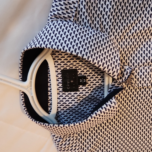 Classy shirt - Picture 3 of 4